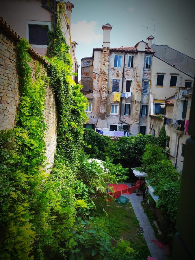 Ca Tron Apartment Next To Rialto Bridge Venesia Bagian luar foto