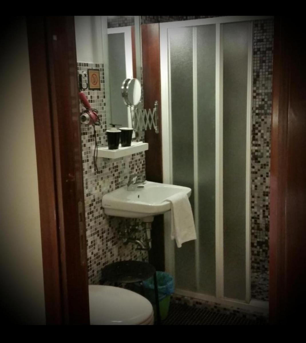 Ca Tron Apartment Next To Rialto Bridge Venesia Bagian luar foto