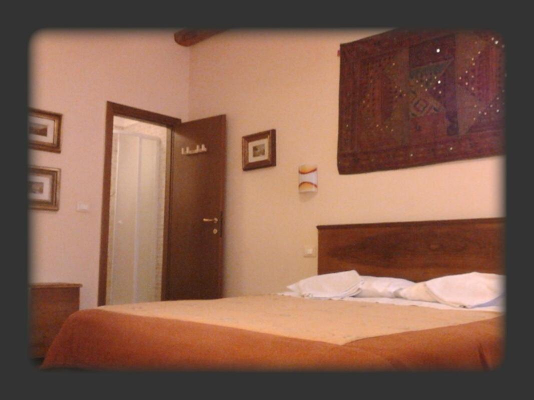 Ca Tron Apartment Next To Rialto Bridge Venesia Bagian luar foto